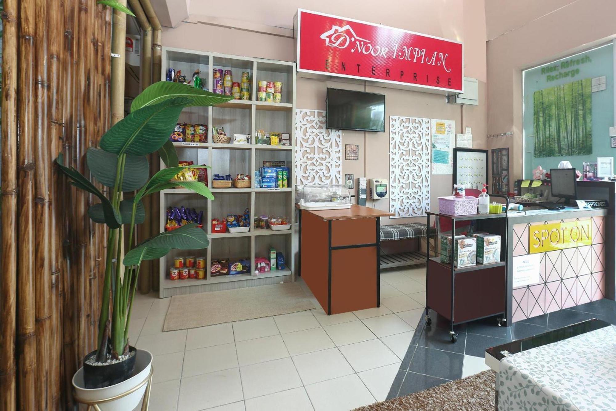 Spot On 89796 D'Noor Budget Inn Kota Bharu Kültér fotó